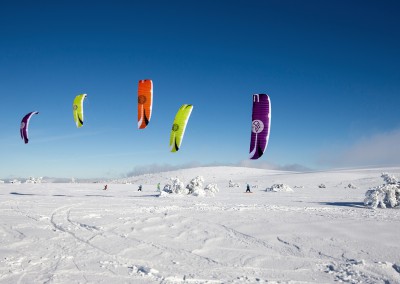 SPEED5 Snow four Kites Race